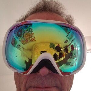 Super Boss Bolle Women's Snow Goggles with Yellow-tinted Reflective Lens.